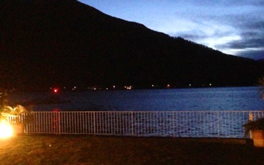 Grande casa fronte lago a Maroggia – Rif.267