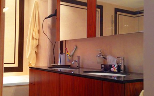 Grande casa fronte lago a Maroggia – Rif.267