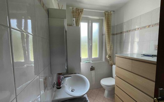 Appartamento 4 1/2 a Dino con ev giardino Rif.: 0394