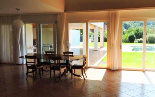 Villa elegante con piscina a Cadro – Rif.264