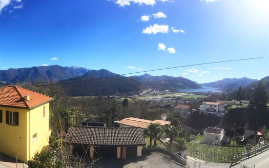 Ampia casa patrizia da ristrutturare con vista lago mozzafiato – Rif. 319